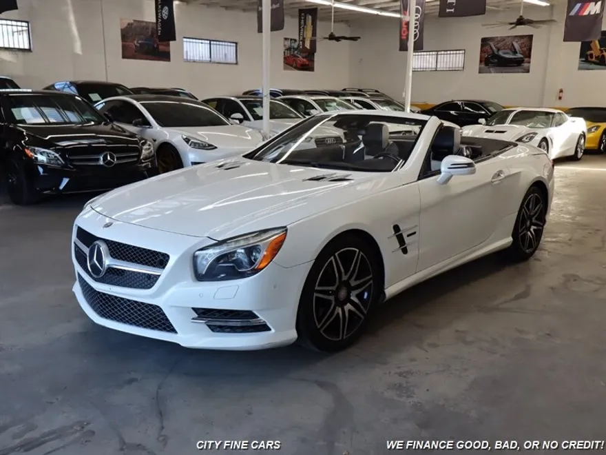 2015 Mercedes Benz SL 550 photo 1