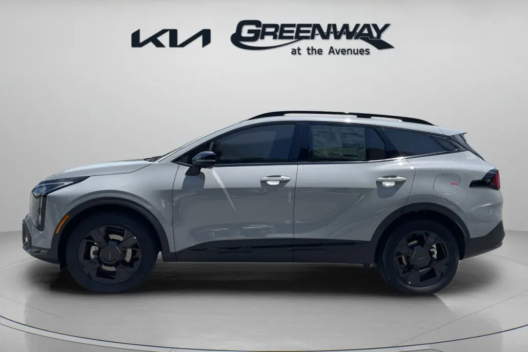 2026 Kia Sportage X-Line photo 1