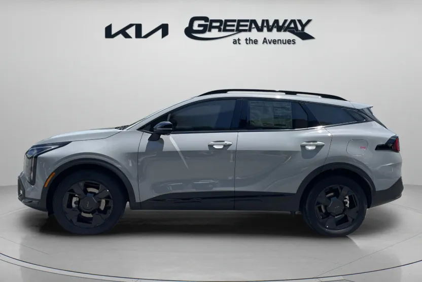2026 Kia Sportage X-Line photo 1