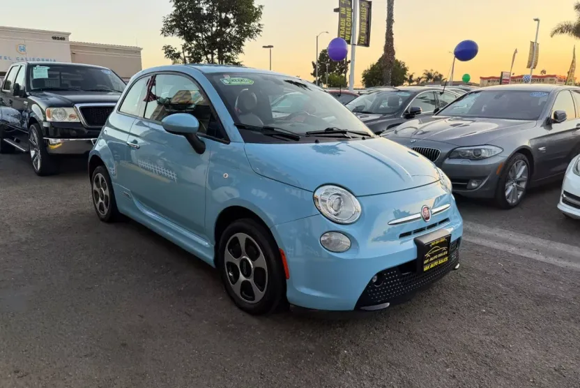 2015 Fiat 500 photo 1