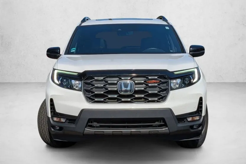 2023 Honda Passport TrailSport photo 1