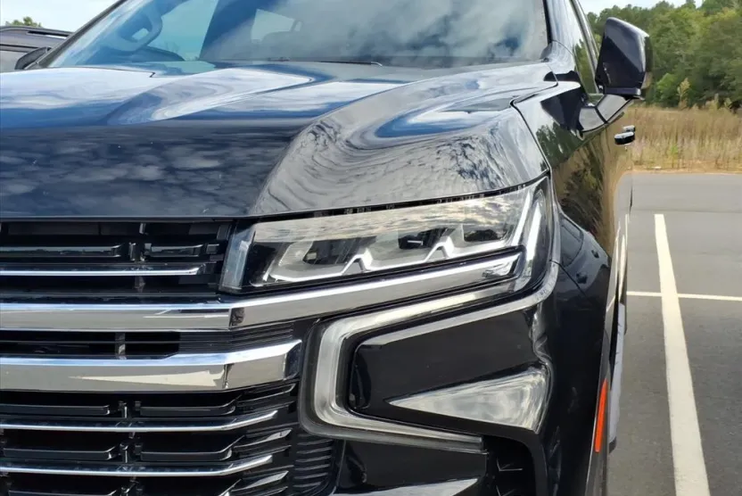 2022 Chevrolet Tahoe LT photo 1