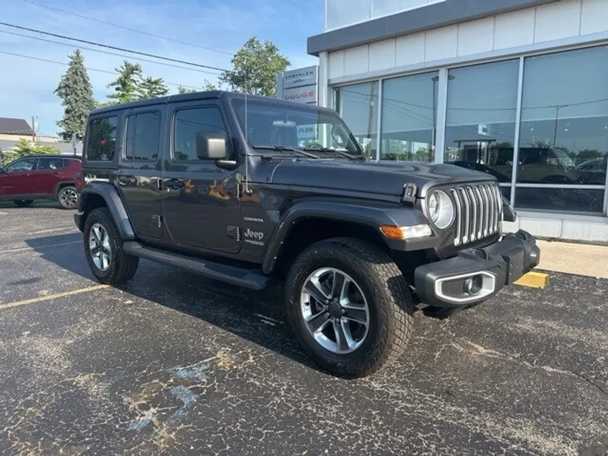 2021 Jeep Wrangler Unlimited Sahara photo 1