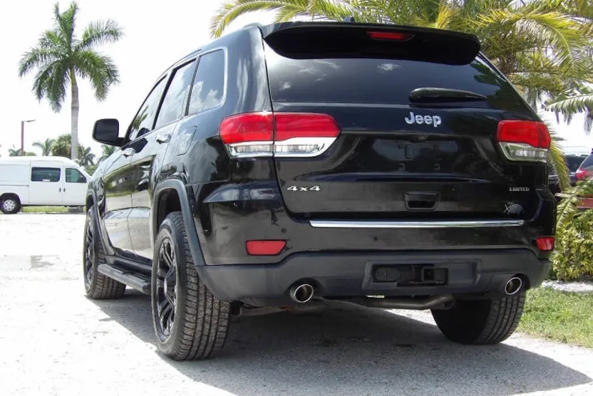 2014 Jeep Grand Cherokee Limited photo 1