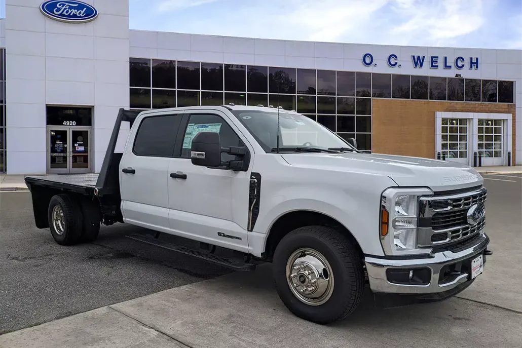 2024 Ford F-350 XL photo 1