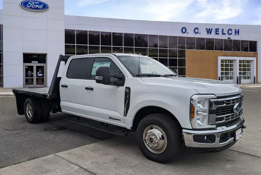2024 Ford F-350 XL photo 1