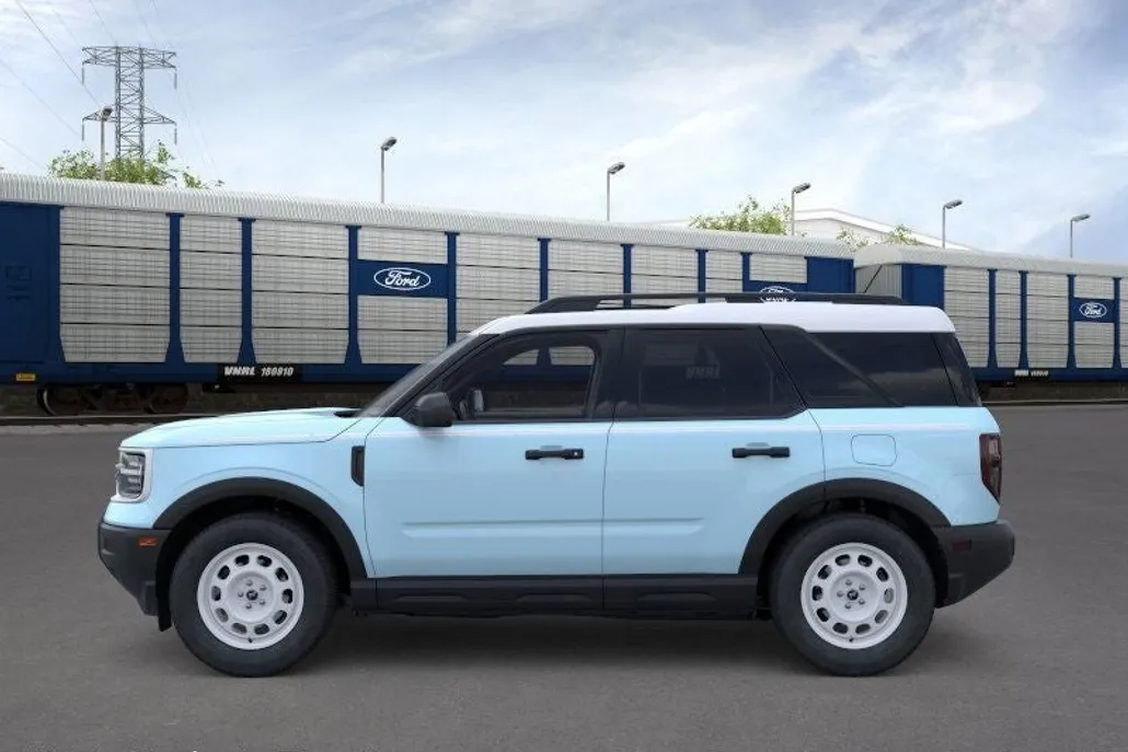 2025 Ford Bronco Sport Heritage photo 1