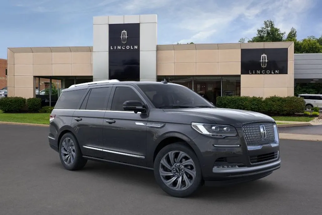 2024 Lincoln Navigator Reserve photo 1