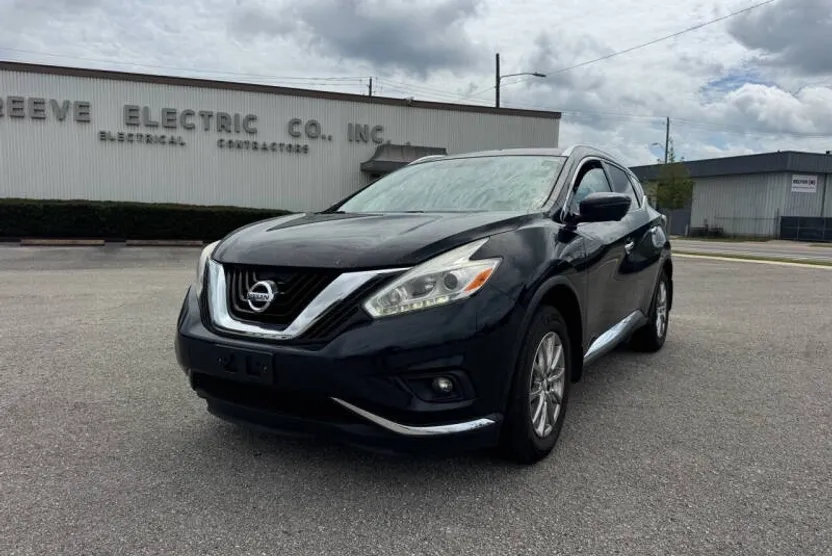 2017 Nissan Murano SL photo 1