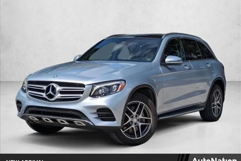 2016 Mercedes Benz GLC 300 photo 1