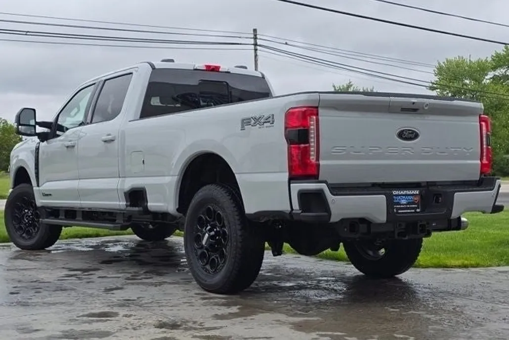 2025 Ford F-350 XLT photo 1