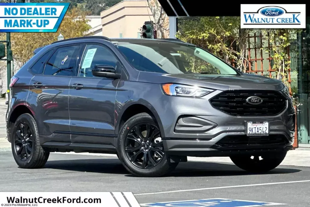 2024 Ford Edge SE photo 1