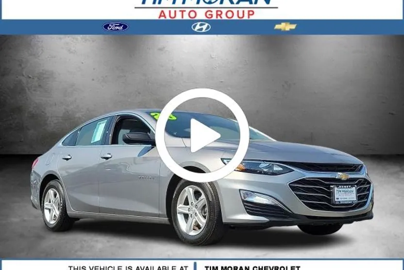 2023 Chevrolet Malibu LS photo 1