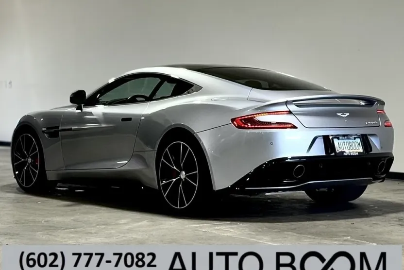 2014 Aston Martin Vanquish photo 1