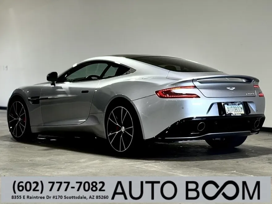 2014 Aston Martin Vanquish photo 1