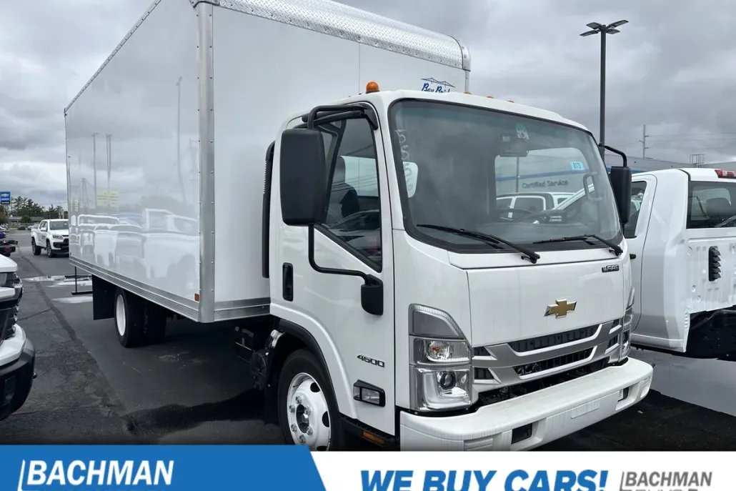 2024 Chevrolet Silverado 4500HD photo 1