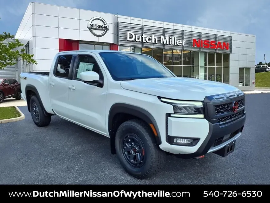 2025 Nissan Frontier Crew Cab PRO-4X photo 1