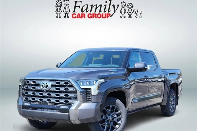 2026 Toyota Tundra Platinum photo 1