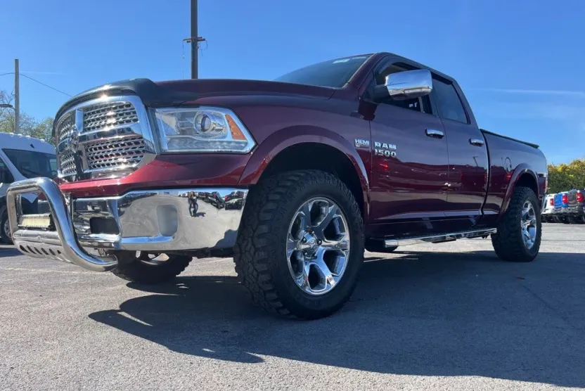 2017 Ram 1500 Laramie photo 1