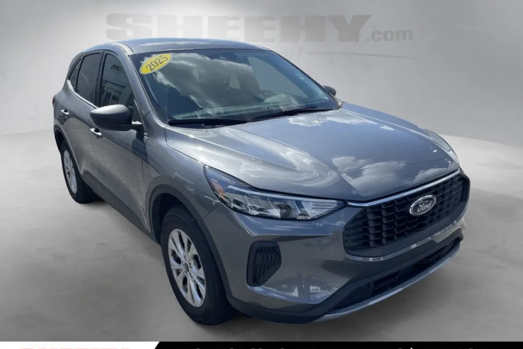 2025 Ford Escape Active photo 1