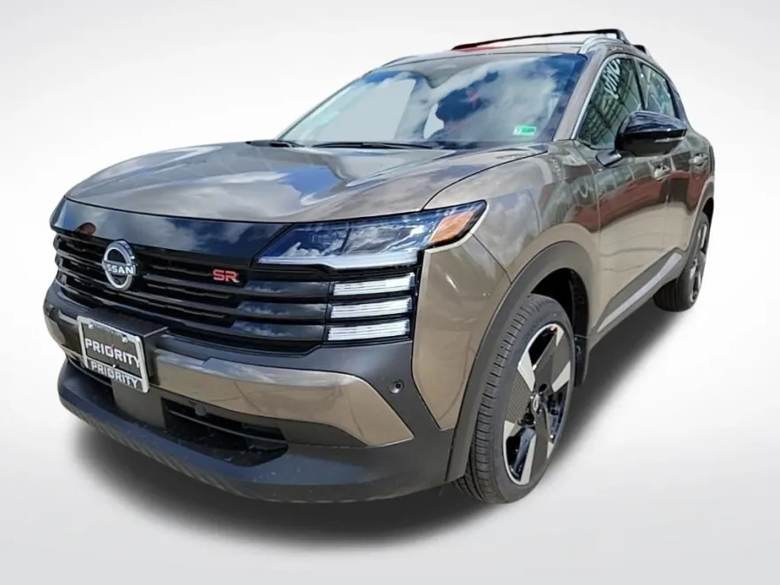 2026 Nissan Kicks SR photo 1