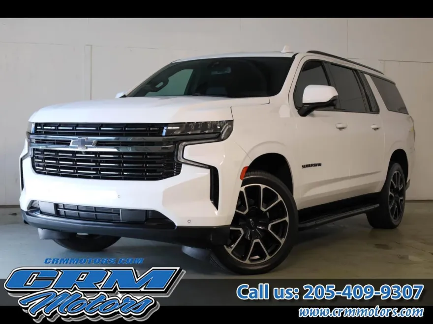 2022 Chevrolet Suburban RST photo 1