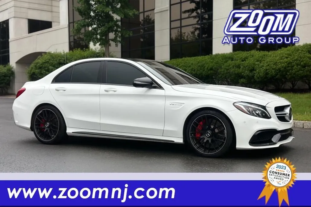 2017 Mercedes Benz C AMG 63 S photo 1