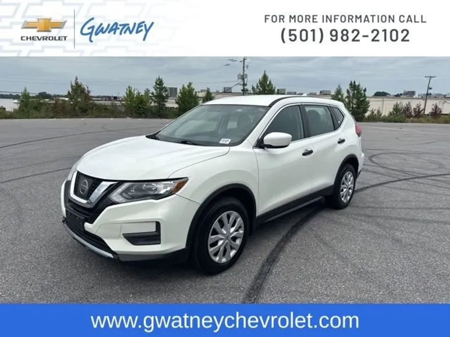 2017 Nissan Rogue S photo 1