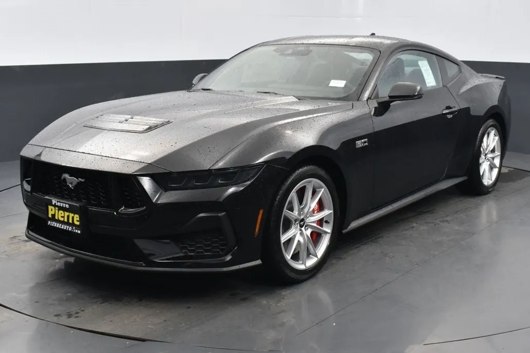 2025 Ford Mustang GT Premium photo 1