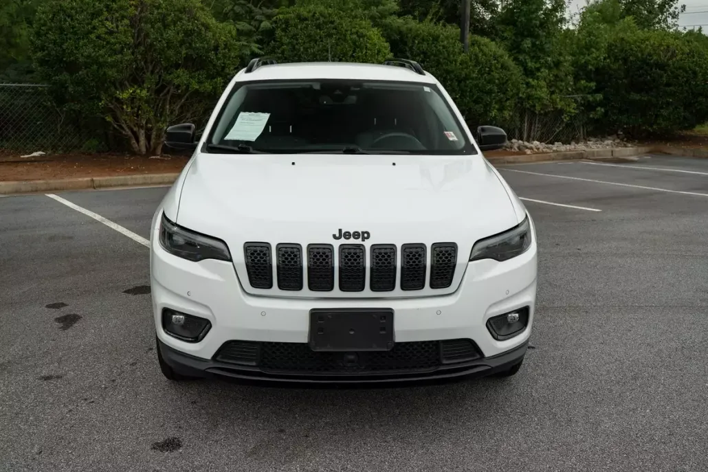 2023 Jeep Cherokee Altitude photo 1