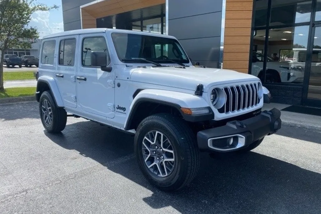 2025 Jeep Wrangler Sahara photo 1
