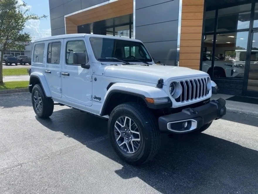 2025 Jeep Wrangler Sahara photo 1