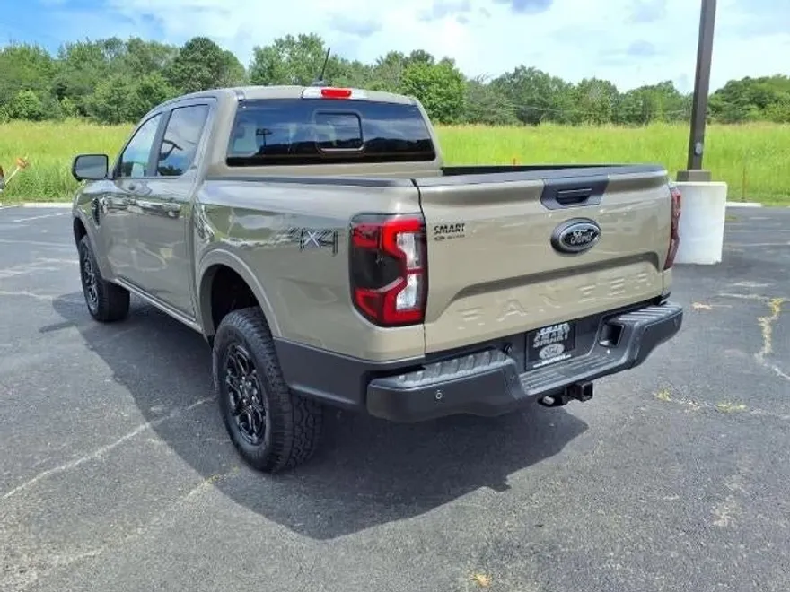2025 Ford Ranger Lariat photo 1