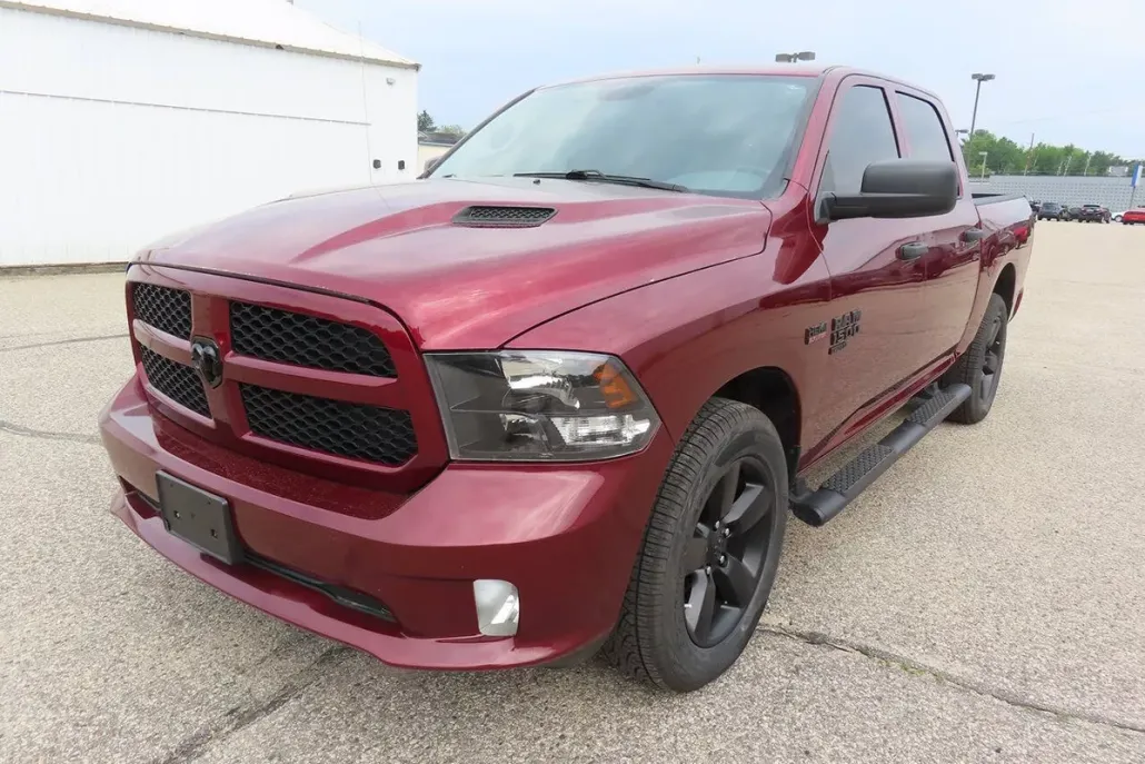 2019 Ram 1500 Classic Express photo 1