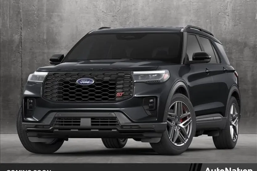 2025 Ford Explorer ST photo 1