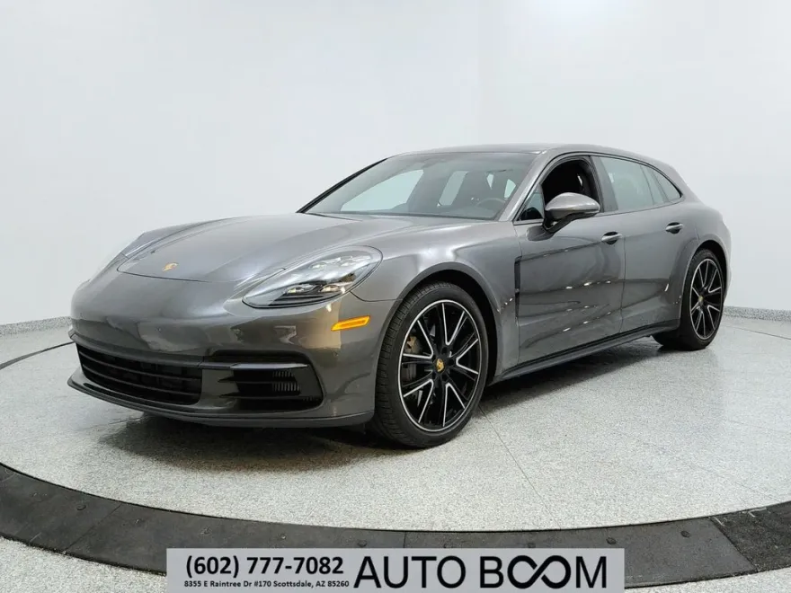 2018 Porsche Panamera Sport Turismo 4S photo 1