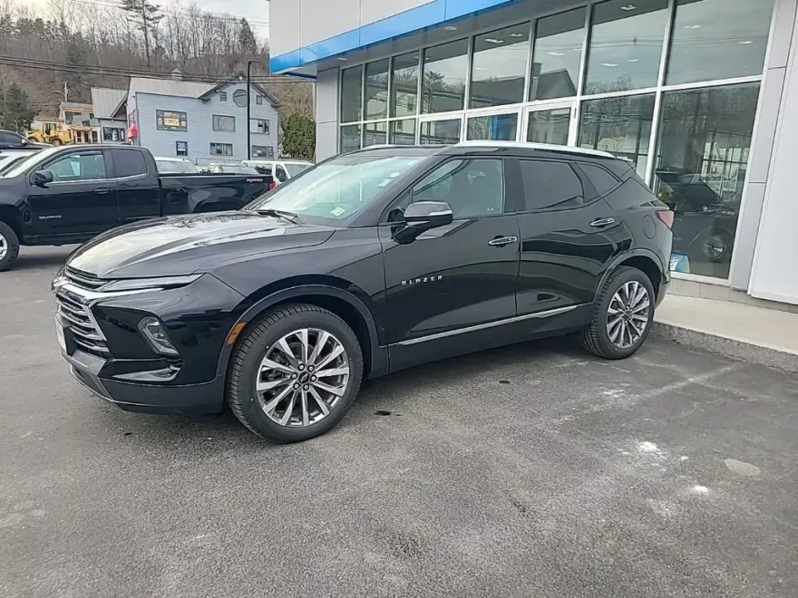 2023 Chevrolet Blazer Premier photo 1