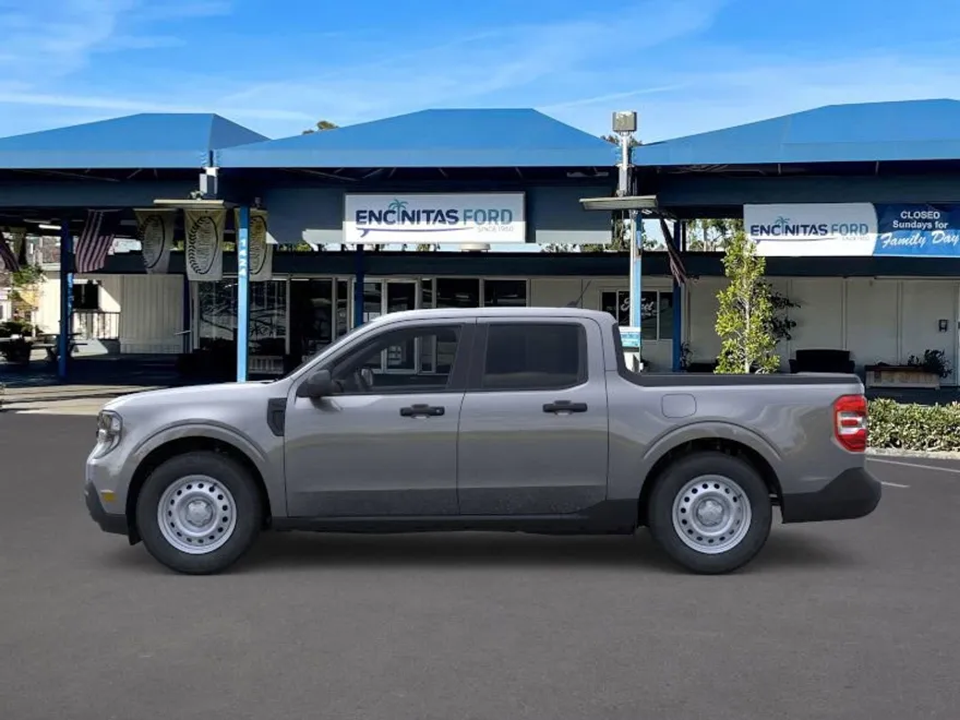 2025 Ford Maverick XL photo 1