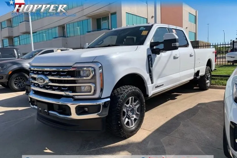 2023 Ford F-350 photo 1
