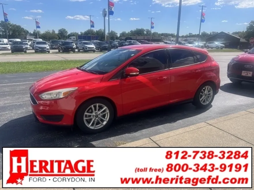 2016 Ford Focus SE photo 1
