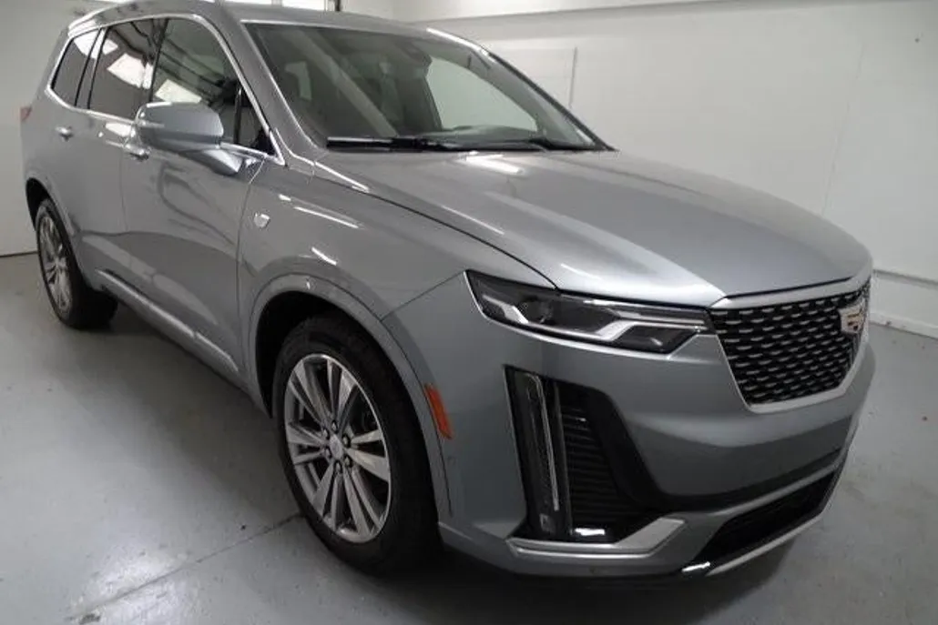 2023 Cadillac XT6 Premium Luxury photo 1