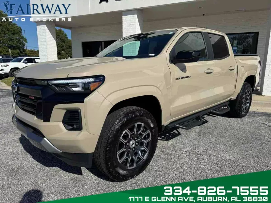 2023 Chevrolet Colorado Z71 photo 1