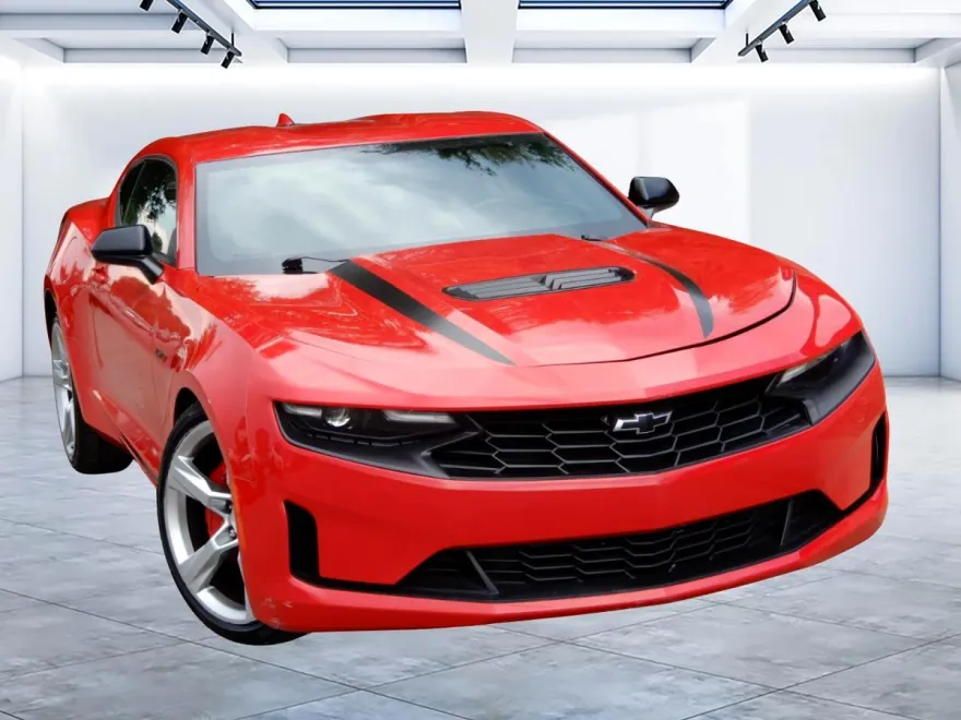 2021 Chevrolet Camaro LT1 photo 1