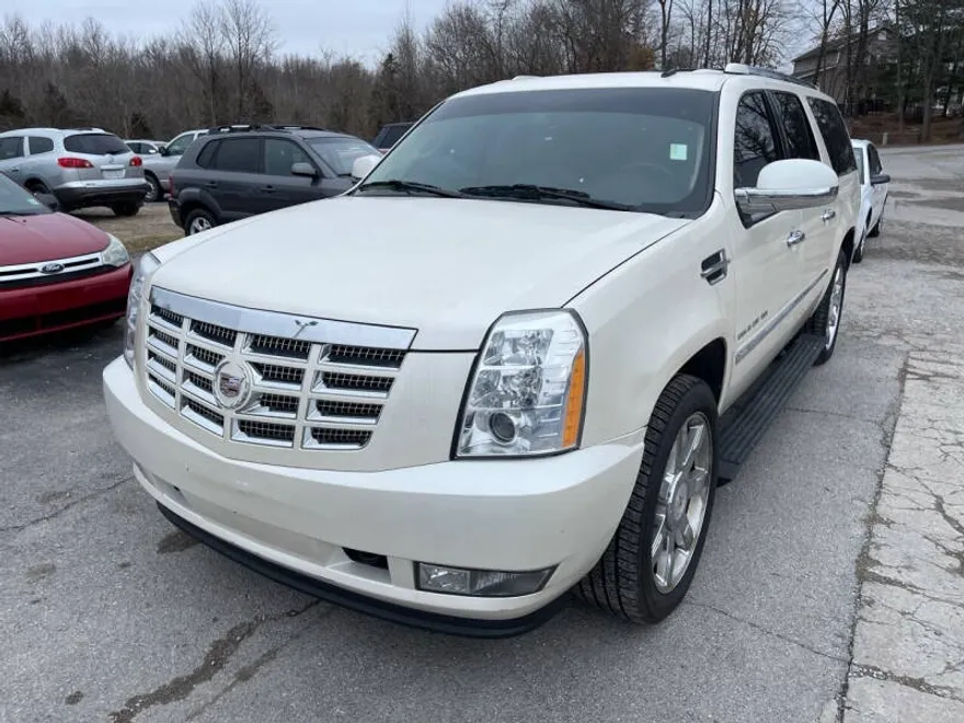 2010 Cadillac Escalade ESV Premium photo 1