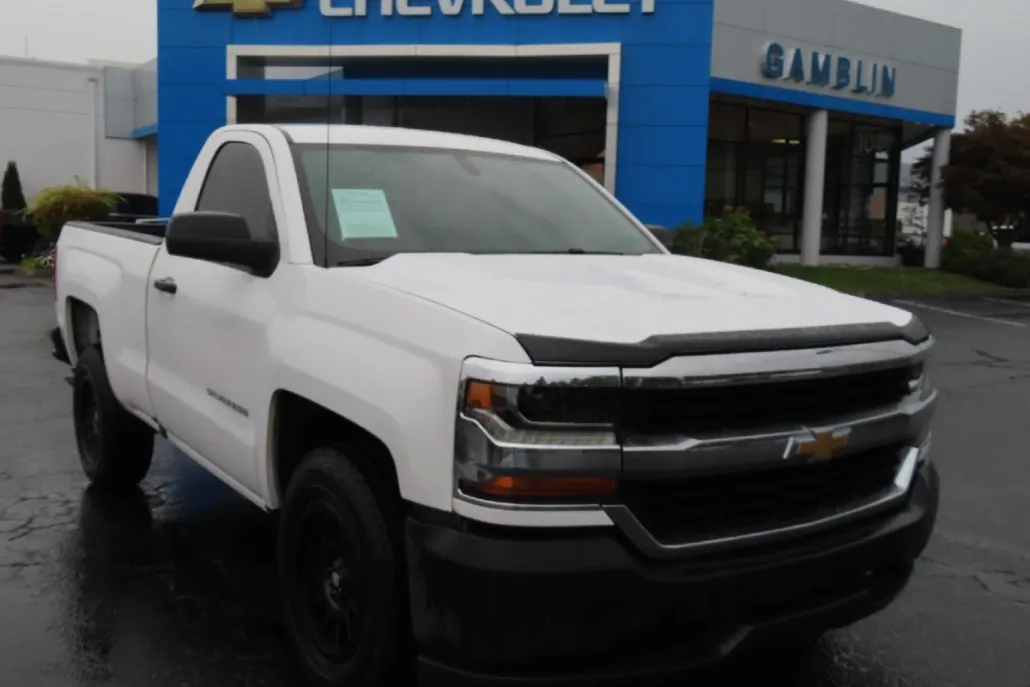 2018 Chevrolet Silverado 1500 photo 1
