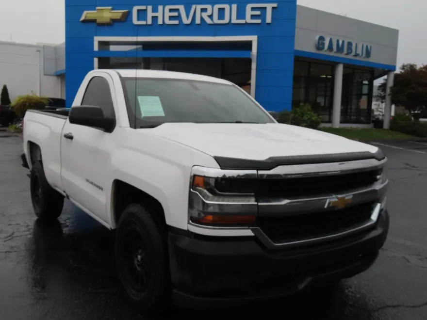 2018 Chevrolet Silverado 1500 photo 1