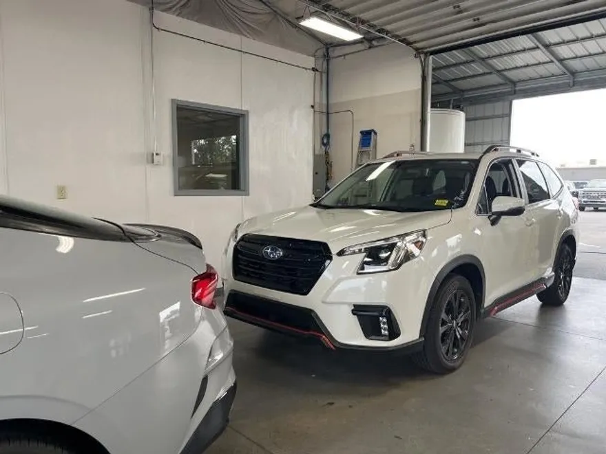 2024 Subaru Forester Sport photo 1