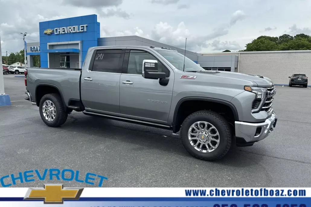 2025 Chevrolet Silverado 2500HD LTZ photo 1