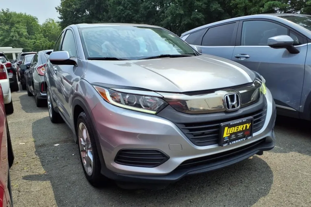 2019 Honda HR-V LX photo 1