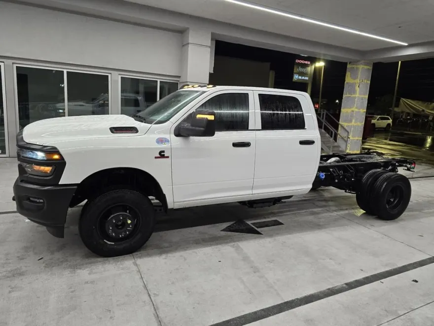 2026 Ram 3500 Tradesman photo 1